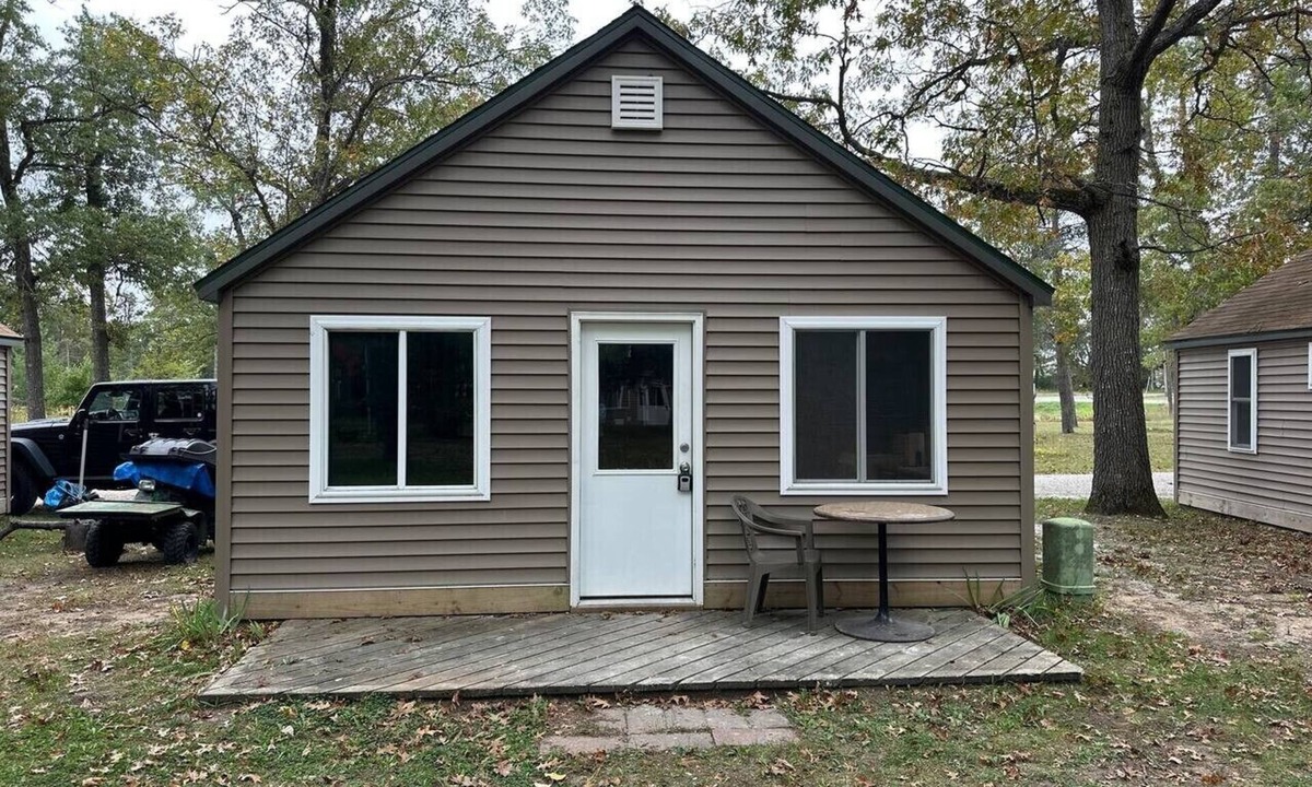 Indian River Cabin | Woodhaven Cottage 18