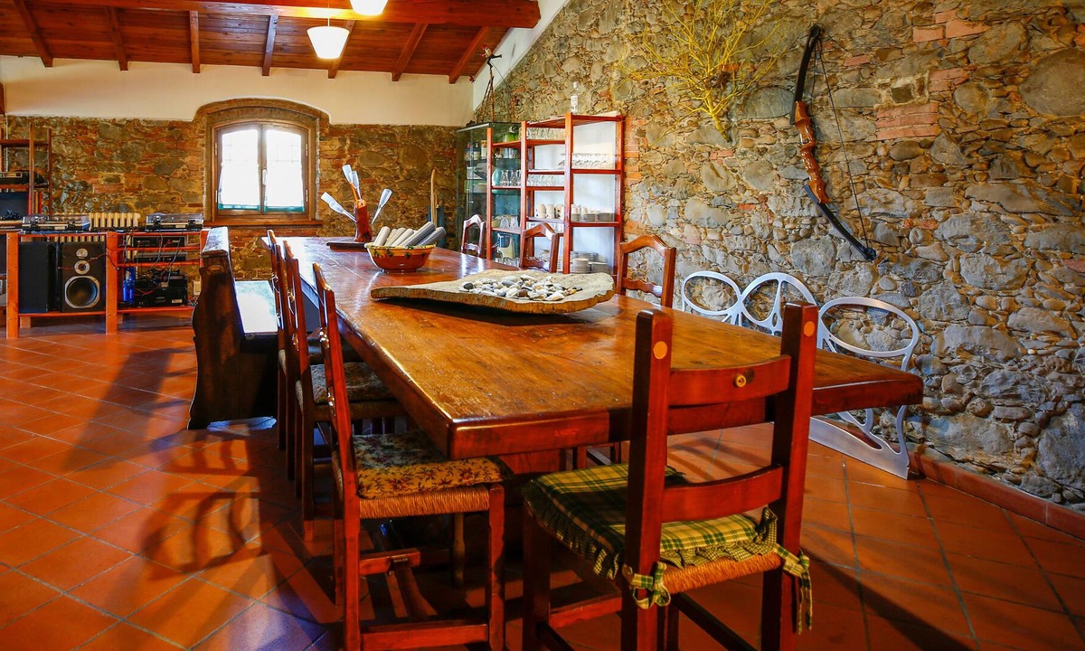 Porcari Villa | Your home away from home