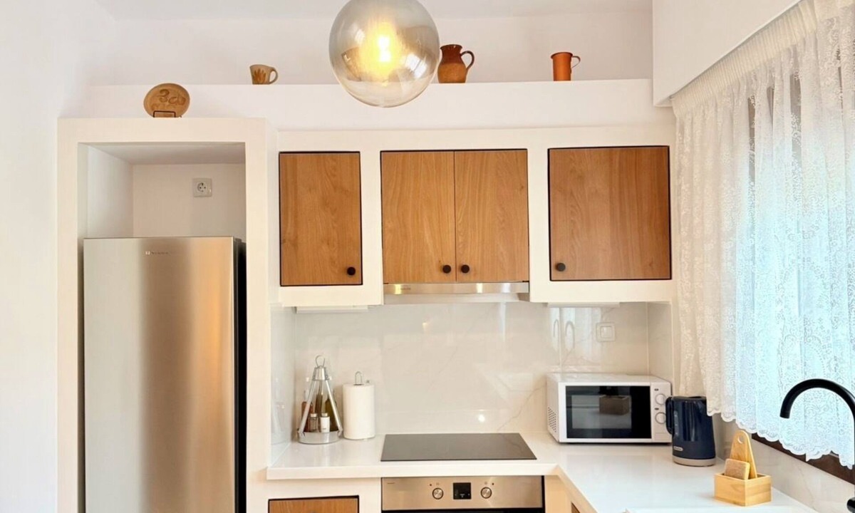 Stalida Apartment | Zála Accessible Studio | Steps from the beach in Stalis