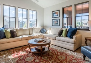 Bright End Unit Stylish Creekhouse Townhome