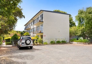 Sea views from centrally located Cowes apartment.
