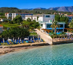 Belussi Beach Hotel 