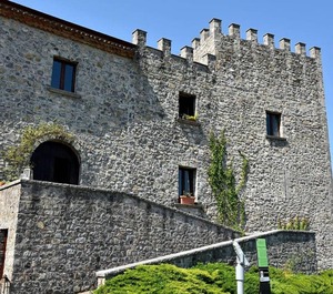 Castello Dei Perincipi Sanseverino 