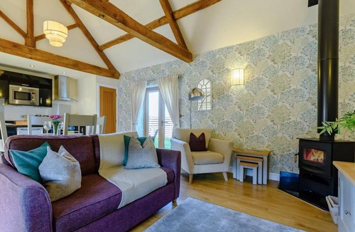Pitchcombe Cottage | 1 Bed in Evesham (oc-89306)