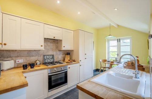 Bretforton Cottage | 1 Bed in Evesham (oc-55177)