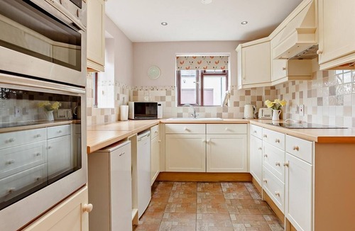 Lydney House | 1 Bed in Lydney (oc-73584)
