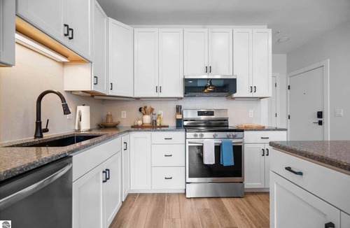 Traverse City House | 1 Block to Beach | Bikes, Wellness & More