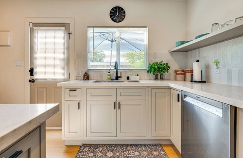 North Central House | 1 Mi to Rose Bowl! Updated Home w/Furnished Deck