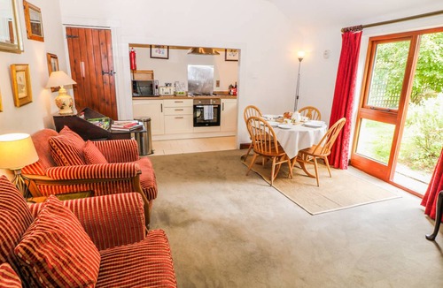 Hinton Cottage | 105 m² Cottage ∙ 2 bedrooms ∙ 4 guests