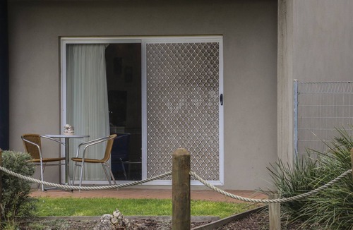 Cowes Apartment | 110 @ Waves Phillip Island. FREE WIFI & LINEN