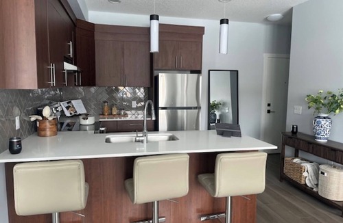 Cochrane Apartment | 1111 Ocgrow Reserve - Luxury 5 Star