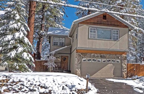 Montgomery Estates Cabin | 1209 Golden Bear Trail in South Lake Tahoe, CA