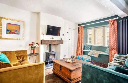 Tetbury Apartment | 17th-Century Grade II House, Heart ofTetbury