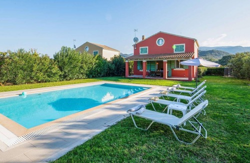 Almiros Beach Villa | 2 Bed countryside villa, 500 meters from beach