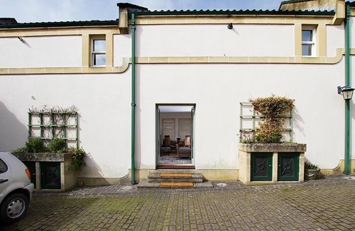 Upper Town Cottage | 2 Bed in Bath (oc-bhr50)