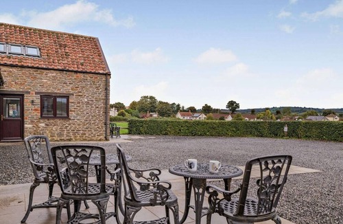 Stanton Drew Cottage | 2 Bed in Bristol (oc-72837)