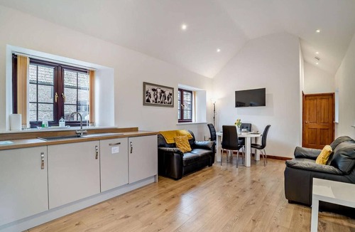 Stanton Drew Cottage | 2 Bed in Bristol (oc-72837)