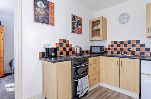 Chew Magna House | 2 Bed in Bristol (oc-05135)
