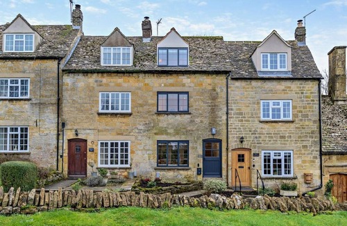 Snowshill Village Cottage | 2 Bed in Broadway (oc-95825)
