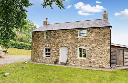 Chepstow Cottage | 2 Bed in Chepstow (oc-42837)