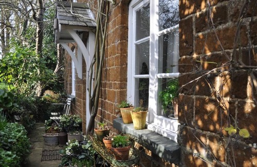 Whichford Cottage | 2 Bed in Chipping Norton (oc-73904)