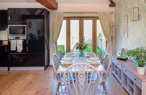 Pitchcombe Cottage | 2 Bed in Evesham (oc-89305)