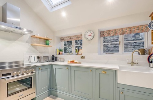 Malmesbury Cottage | 2 Bed in Malmesbury (oc-f34728)
