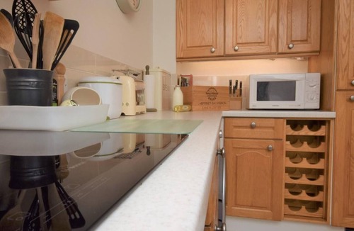 Whichford Cottage | 2 Bed in Shipston-on-stour (oc-75870)