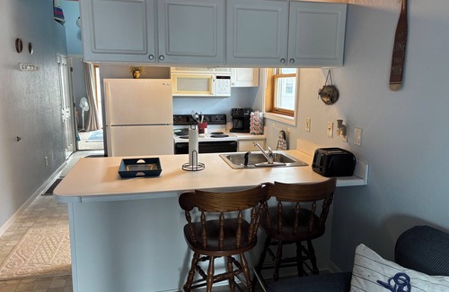 Oak Harbor Condo | 2 bedroom, 1.5 baths waterfront condo includes dock.