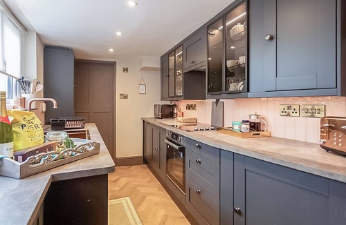Stratford-upon-Avon Cottage | 2 bedroom accommodation in Stratford Upon Avon