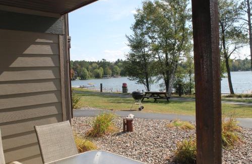 Eagle River House | 2 Bedroom Lower Duck Lake Condo