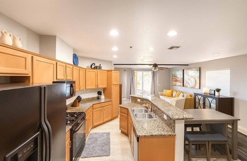Lake Havasu City Villa | 2 Homes Next Door - NEW POOL & 25x40 Boat-RV Pad