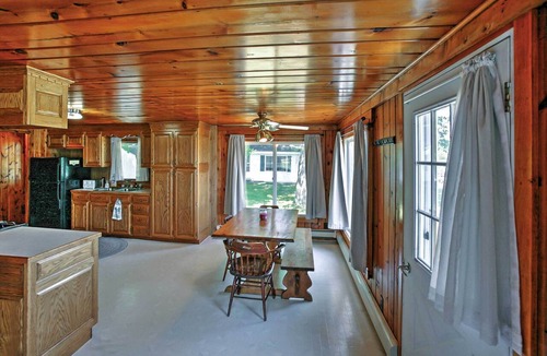 Long Lake Cottage | 2 Mi to Boat Ramp! Family Cabin on Long Lake