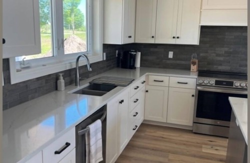 Fish Creek House | 2024 Highland Home - New Build Indoor Pickleball/Badminton/Basketball Court