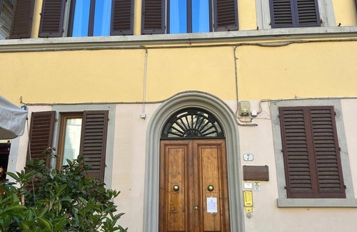Santa Maria Novella Apartment | 2BR Brand New Premiere Central Location Deluxe Palazzo Monument View