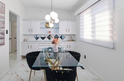 Northeast Edmonton House | 3 bed 2 bathrooms