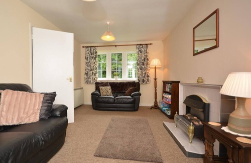 Belluton Cottage | 3 Bed in Bristol (oc-ivytt)