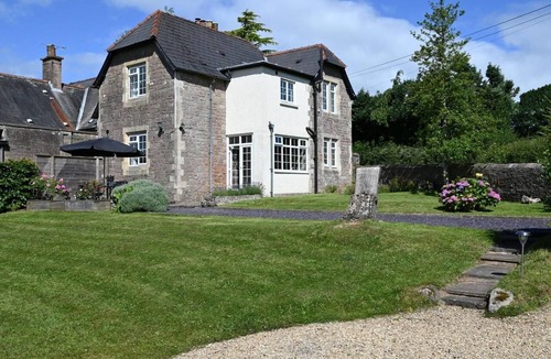 Chepstow Cottage | 3 Bed in Chepstow (oc-81047)
