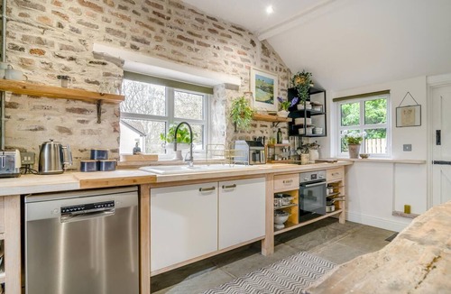 Coleford Cottage | 3 Bed in Ellwood (oc-t35963)