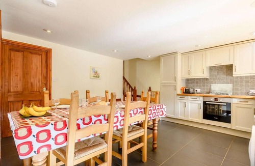 Bretforton Cottage | 3 Bed in Evesham (oc-89477)