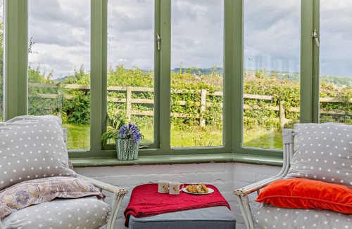 Eckington Cottage | 3 Bed in Pershore (oc-92975)