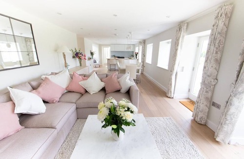 Vobster Cottage | 3 Bed in Upper Vobster (oc-c39498)