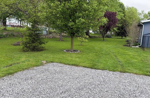 Vickery House | 3 bedroom 2 bathroom house close to all tourist attractions- 6 person hot tub