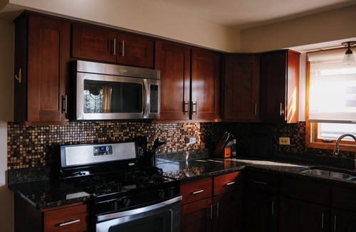 Dunning Apartment | 3BR Modern Apt Gym Workspace Quiet Location