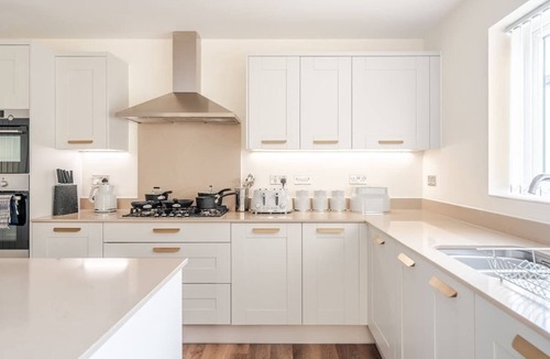Stoke Gifford House | 4 Bedroom Contractor & Family Home in Bristol
