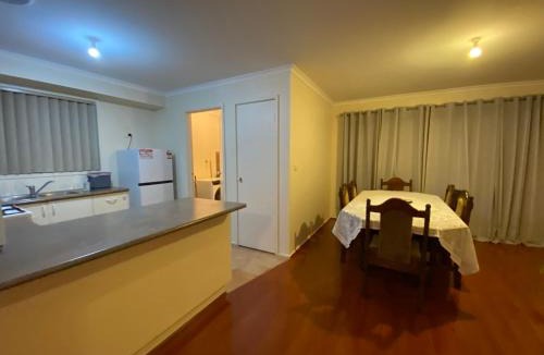 Carrum Apartment | 5 Beds-Whole House-Carrum Beach- Patterson Lake-Fully Furnished