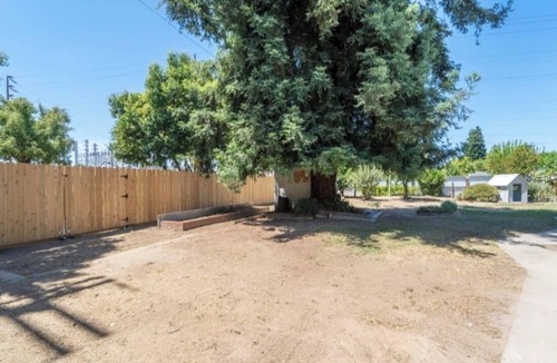 Modesto House | 5-BR/3-BA - Luxury - Spacious - Outdoor Theater - Pool Table
