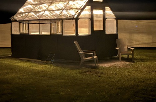 Harris House | 5 Glamping Cottages & Room for Tents! Close to Golf, Casino, & Lake Michigan