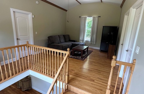 Covert House | 5BR/5BA Near Lake Michigan – 4 En-Suite Suites + Bunk Room