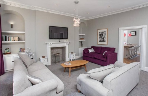 Bath Cottage | 6 Bed in Bath (oc-bhr27)
